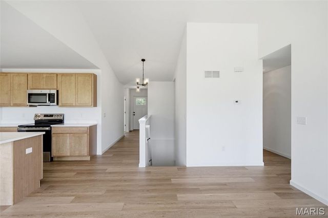 18854 Alyson Drive, Warrenton, MO 63383