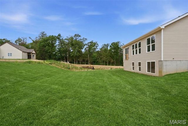 18854 Alyson Drive, Warrenton, MO 63383