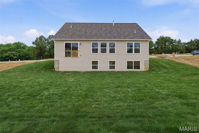 18854 Alyson Drive, Warrenton, MO 63383