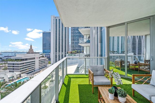 851 NE 1st Ave 1205, Miami, FL 33132