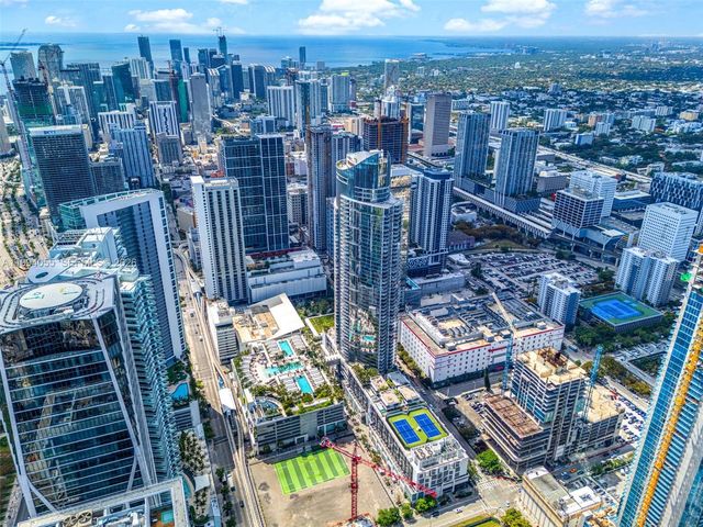 851 NE 1st Ave 1205, Miami, FL 33132