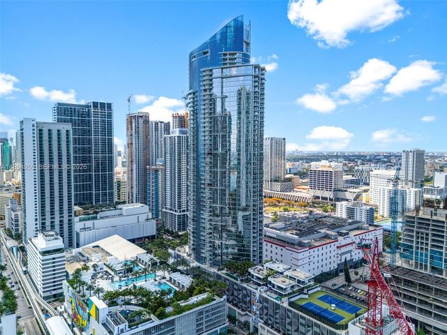 851 NE 1st Ave 1205, Miami, FL 33132