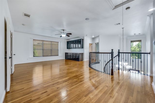 2043 Loma Alta Drive, Irving, TX 75063