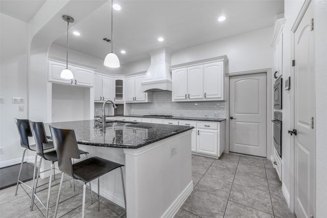 2043 Loma Alta Drive, Irving, TX 75063
