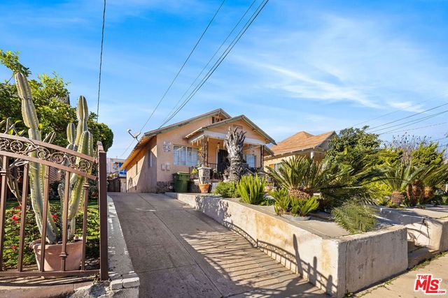 127 S Evergreen Avenue, Los Angeles, CA 90033