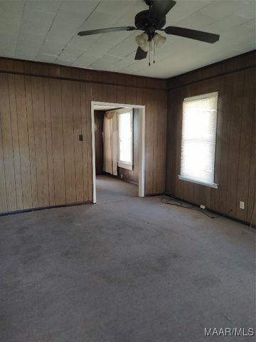 210 Selma Avenue, Selma, AL 36701