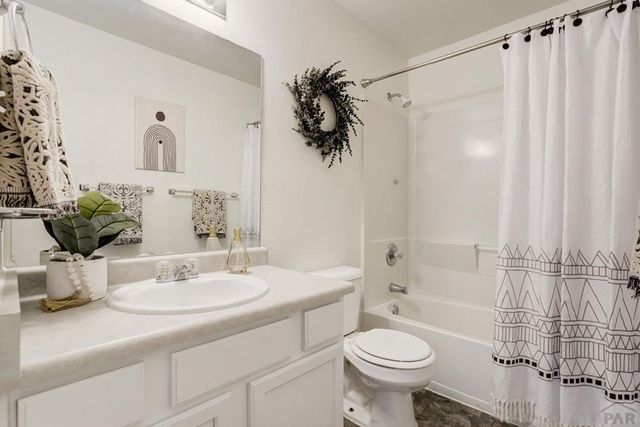 3743 Pronghorn Lane, Pueblo, CO 81004