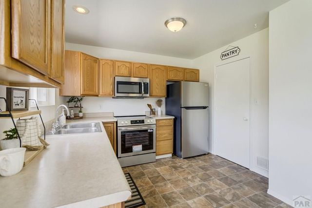 3743 Pronghorn Lane, Pueblo, CO 81004