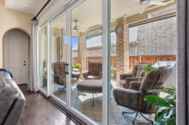 1010 Ivy Charm Way, Arlington, TX 76005