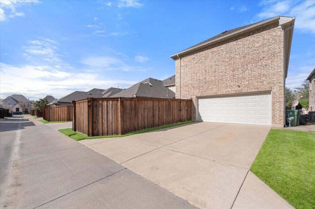 1010 Ivy Charm Way, Arlington, TX 76005