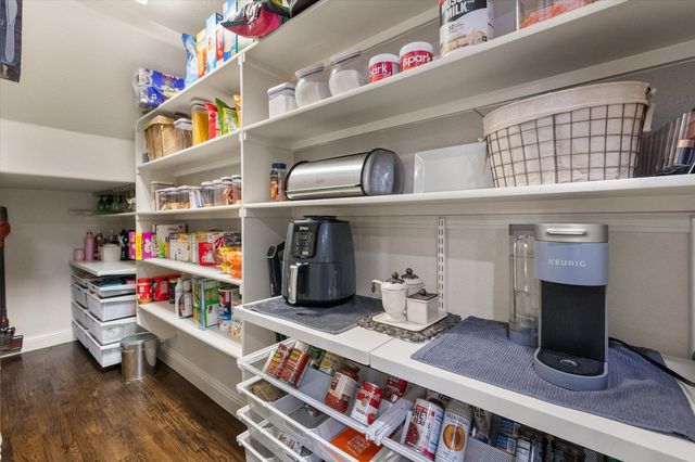 1010 Ivy Charm Way, Arlington, TX 76005