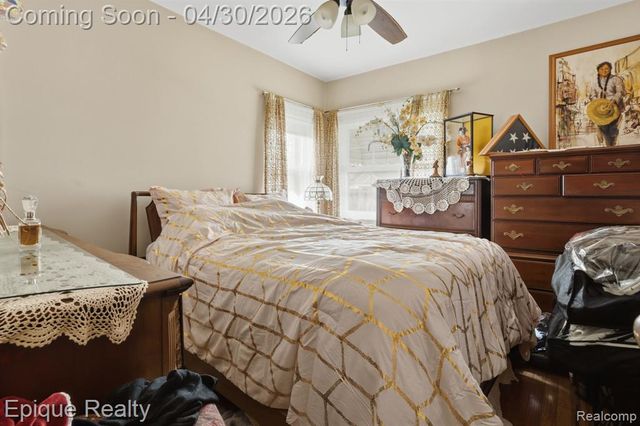 22449 California Street, Saint Clair Shores, MI 48080