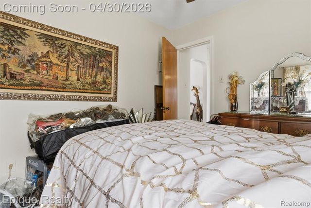 22449 California Street, Saint Clair Shores, MI 48080