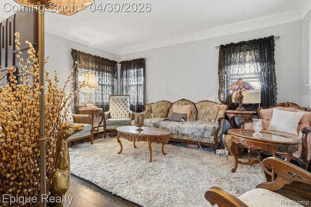 22449 California Street, Saint Clair Shores, MI 48080