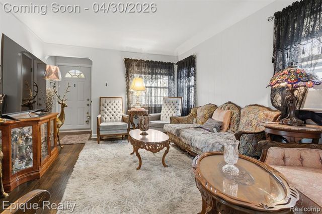 22449 California Street, Saint Clair Shores, MI 48080