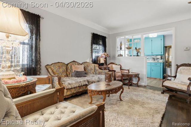 22449 California Street, Saint Clair Shores, MI 48080