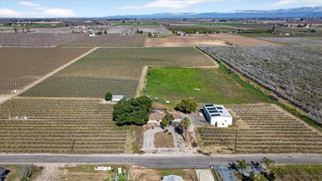 11430 E Saginaw, Selma, CA 93662