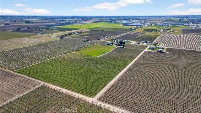 11430 E Saginaw, Selma, CA 93662