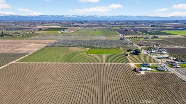 11430 E Saginaw, Selma, CA 93662