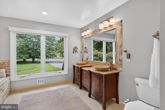 6 TRAVILAH TER, Potomac, MD 20854
