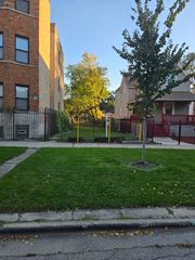 4407 W Maypole Avenue, Chicago, IL 60624