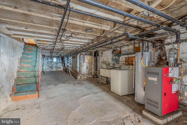 3063 E THOMPSON ST, Philadelphia, PA 19134