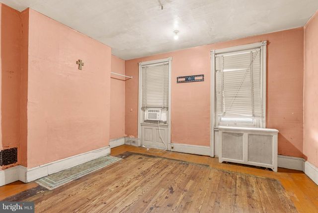 3063 E THOMPSON ST, Philadelphia, PA 19134