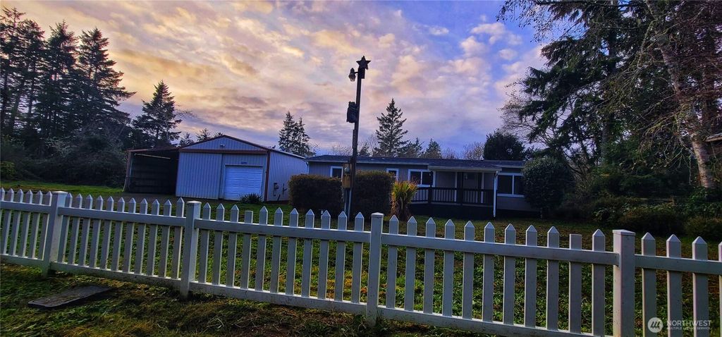 24533 Y Lane, Ocean Park, WA 98640