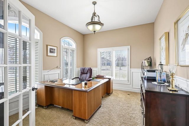 1260 Four Winds WAY, Hartland, WI 53029