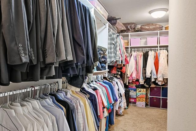 1260 Four Winds WAY, Hartland, WI 53029