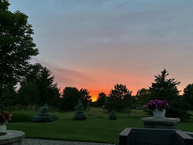 1260 Four Winds WAY, Hartland, WI 53029