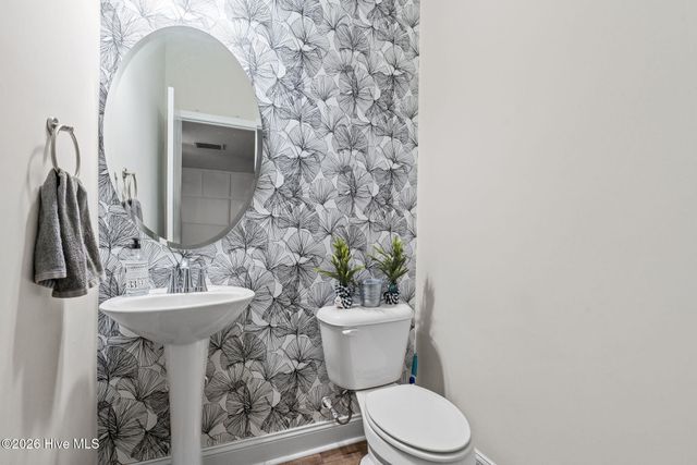 445 Lancaster Drive, Vass, NC 28394