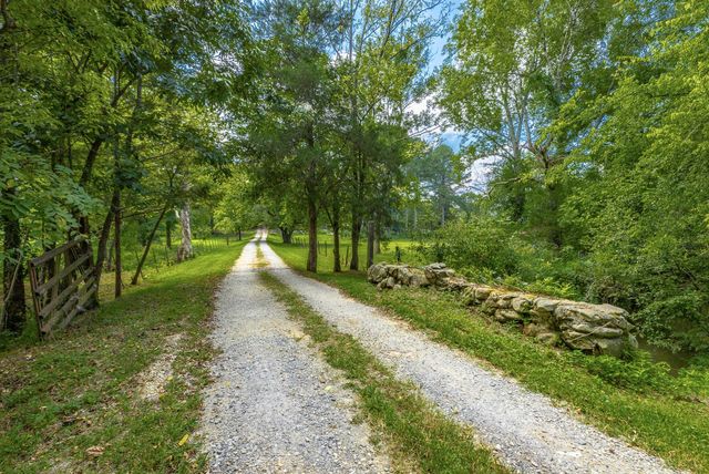 40 Blessed Way Way, Rock Spring, GA 30739