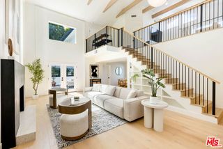4041 Davana Road, Los Angeles, CA 91423