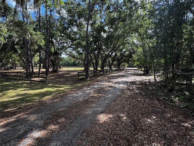 1701 BERN CREEK LOOP, Sarasota, FL 34240