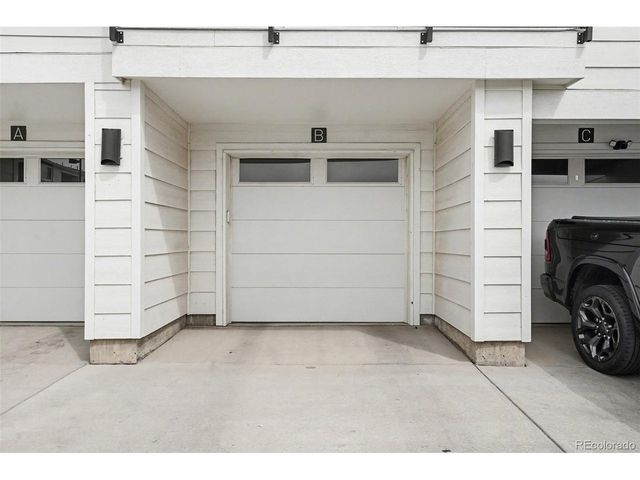 6153 N Ceylon St 7-102, Denver, CO 80249