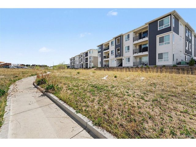 6153 N Ceylon St 7-102, Denver, CO 80249