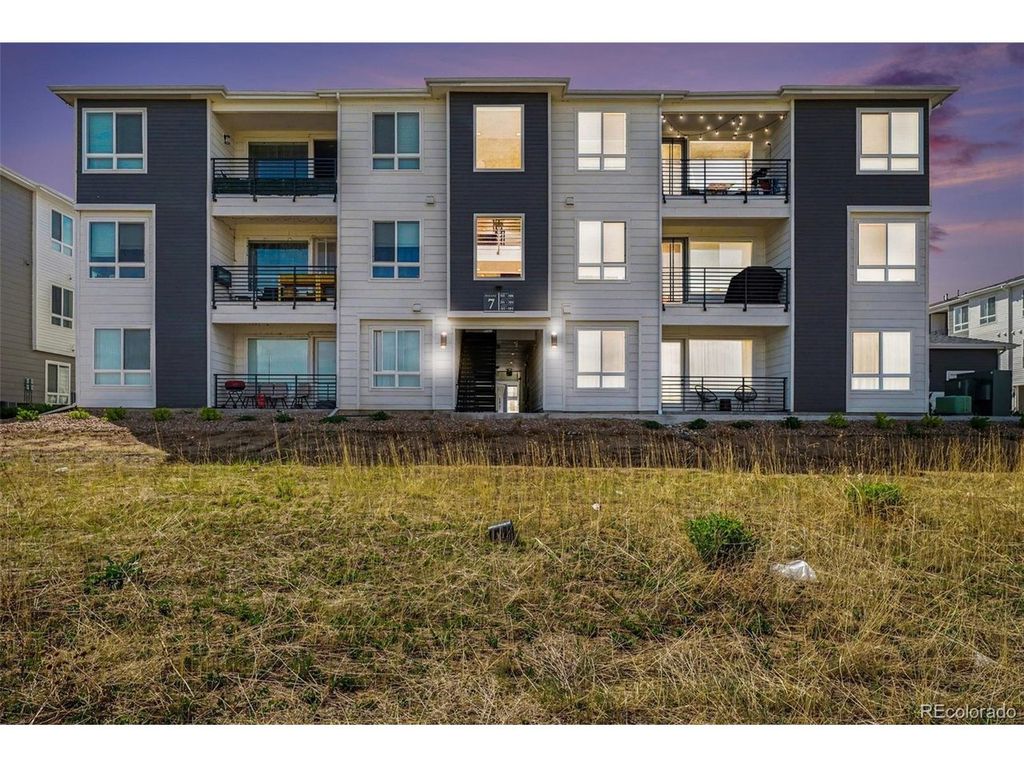 6153 N Ceylon St 7-102, Denver, CO 80249