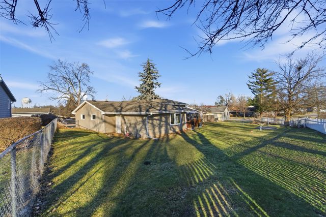1407 Horse N Buggy Drive, Adel, IA 50003