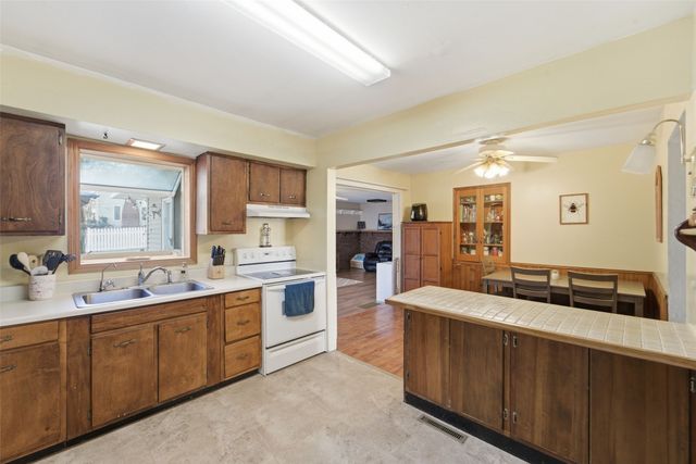 1407 Horse N Buggy Drive, Adel, IA 50003