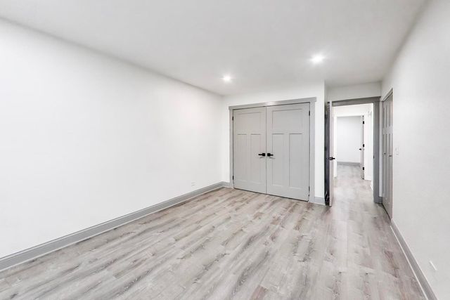 6882 W TOUHY Avenue 1A, Niles, IL 60714