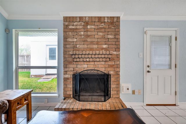 15910 Mission Village Drive, Houston, TX 77083