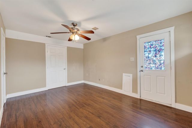 15910 Mission Village Drive, Houston, TX 77083