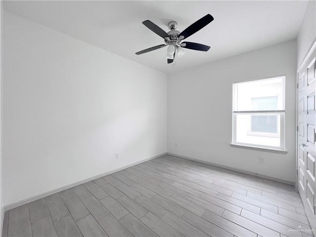 1304 Shavano Drive 3, Edinburg, TX 78541