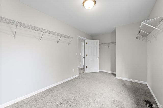 21137 Curie Avenue, Warren, MI 48091