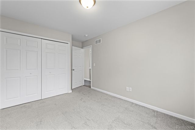 21137 Curie Avenue, Warren, MI 48091