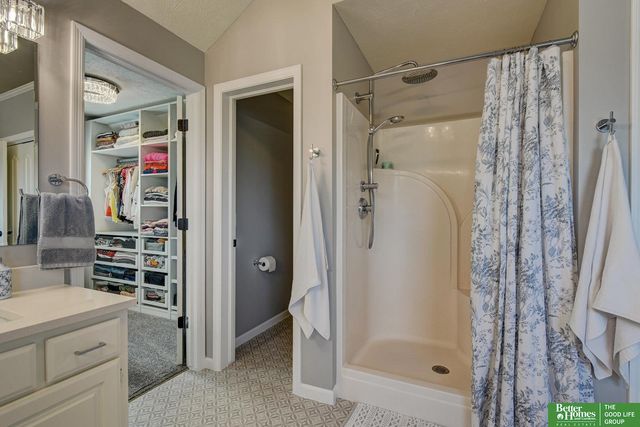 2318 S 177th Street, Omaha, NE 68130
