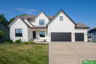 2318 S 177th Street, Omaha, NE 68130