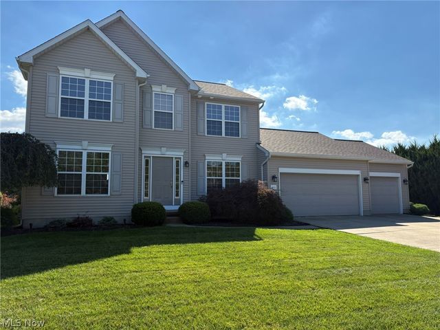 203 Rivers Edge Drive, Amherst, OH 44001