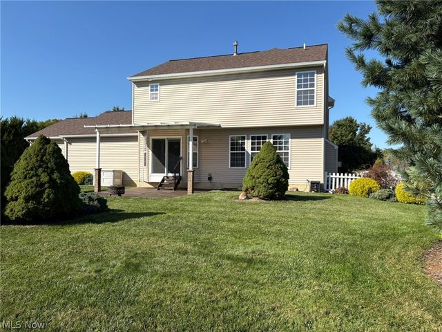 203 Rivers Edge Drive, Amherst, OH 44001